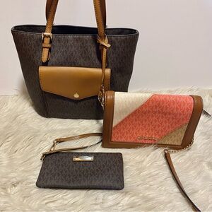 Michael Kors bundle set with tote, crossbody, and wristlet
